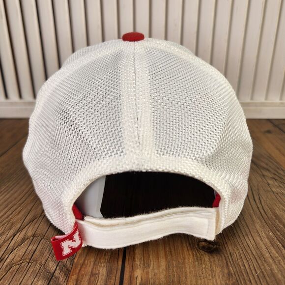 New Era Nebraska Cornhuskers Womens Strapback Hat Cap Red White Rhinestone NCAA - Picture 5 of 10